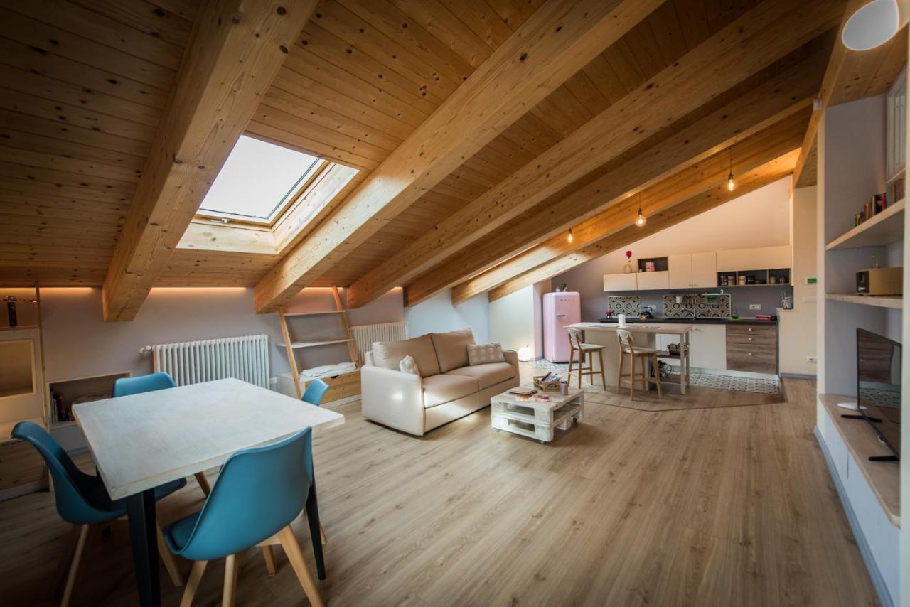 Bussoleno Loft 29 Mansardato Con Ampio Terrazzo מראה חיצוני תמונה