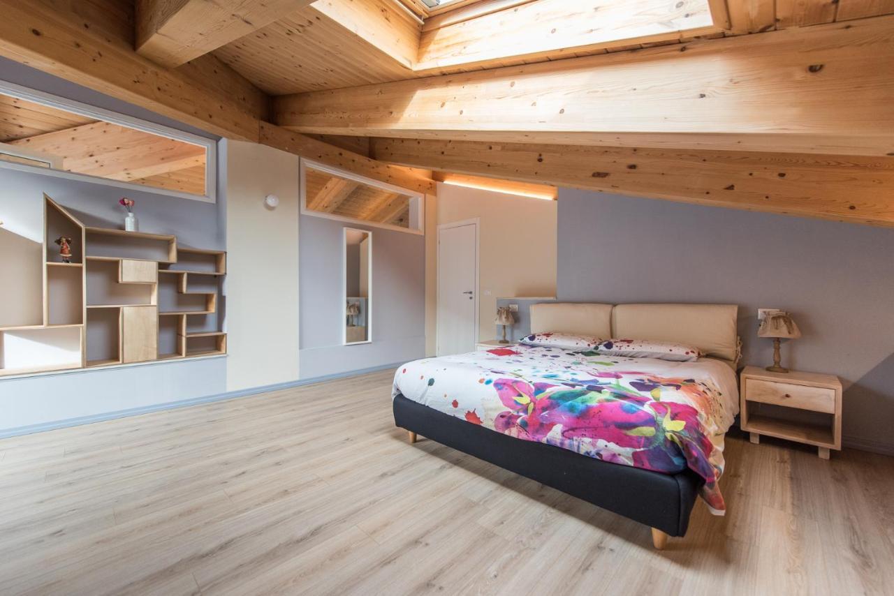 Bussoleno Loft 29 Mansardato Con Ampio Terrazzo מראה חיצוני תמונה