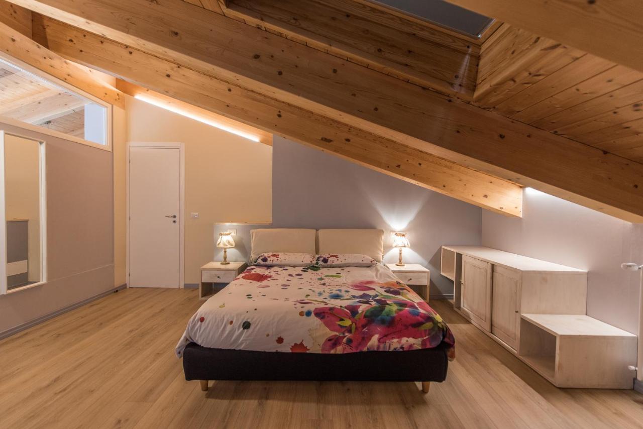Bussoleno Loft 29 Mansardato Con Ampio Terrazzo מראה חיצוני תמונה